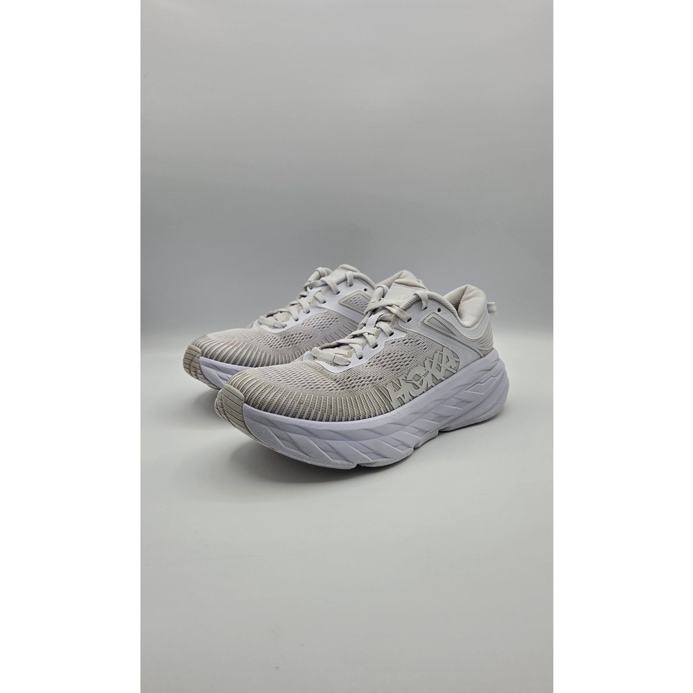 HOKA One One Bondi 7 Women's Running Shoes – Size 7 B – White/White